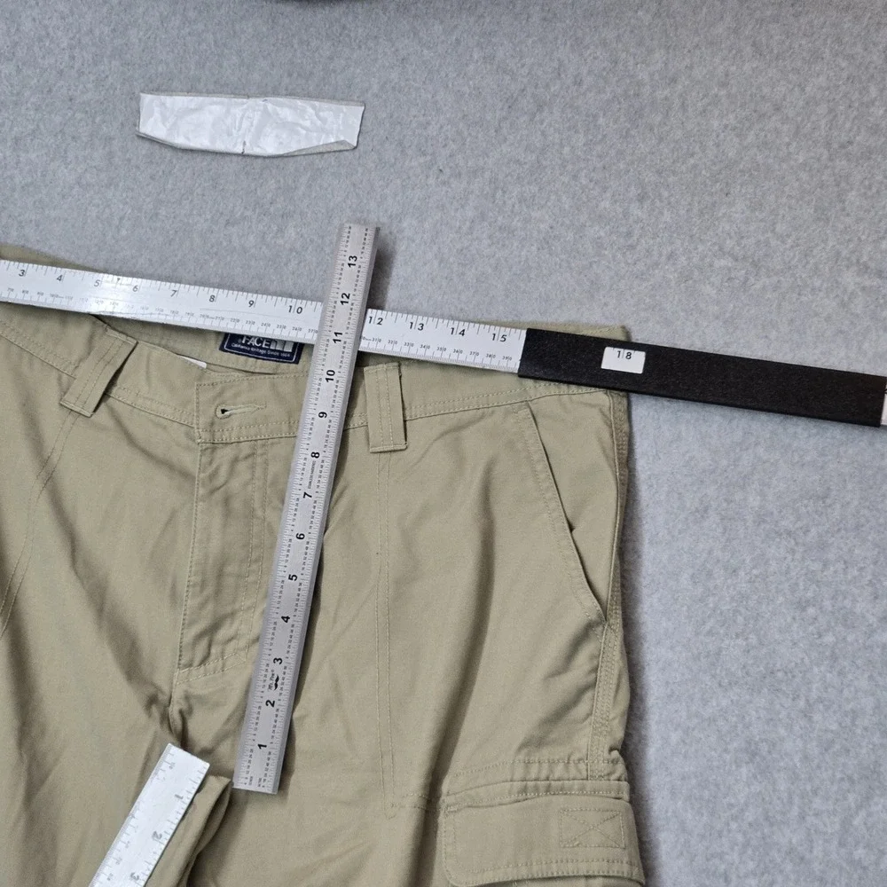 The North Face Men Shorts 36 Khaki Utility Cargo Button 9